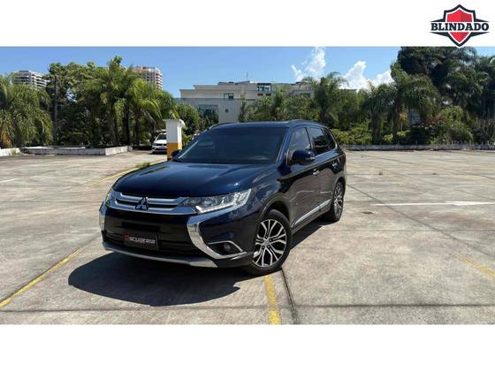 MITSUBISHI OUTLANDER 2.2 4X4 16V DIESEL 4P AUTOMÁTICO MITSUBISHI OUTLANDER 2.2 4X4 16V DIESEL 4P AUTOMÁTICO
